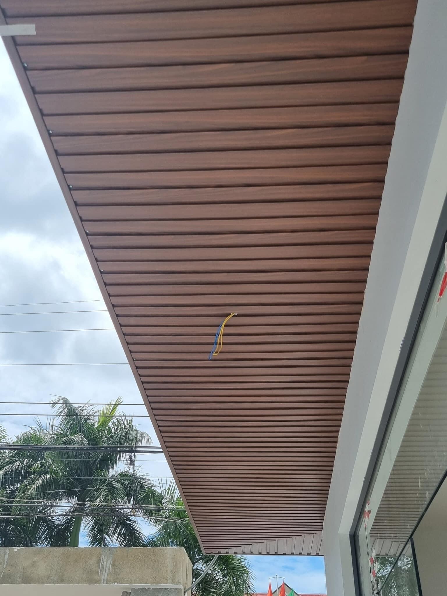 Tấm ốp ngoài trời 3