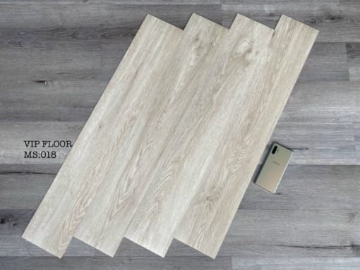 Sàn nhựa dán keo M18