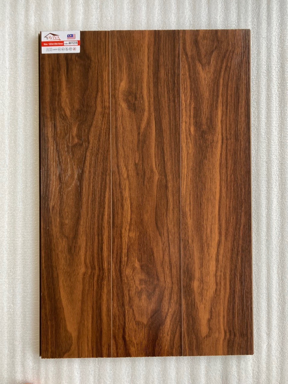 SÀN GỖ CỐT NÂU AVIVA AV1215