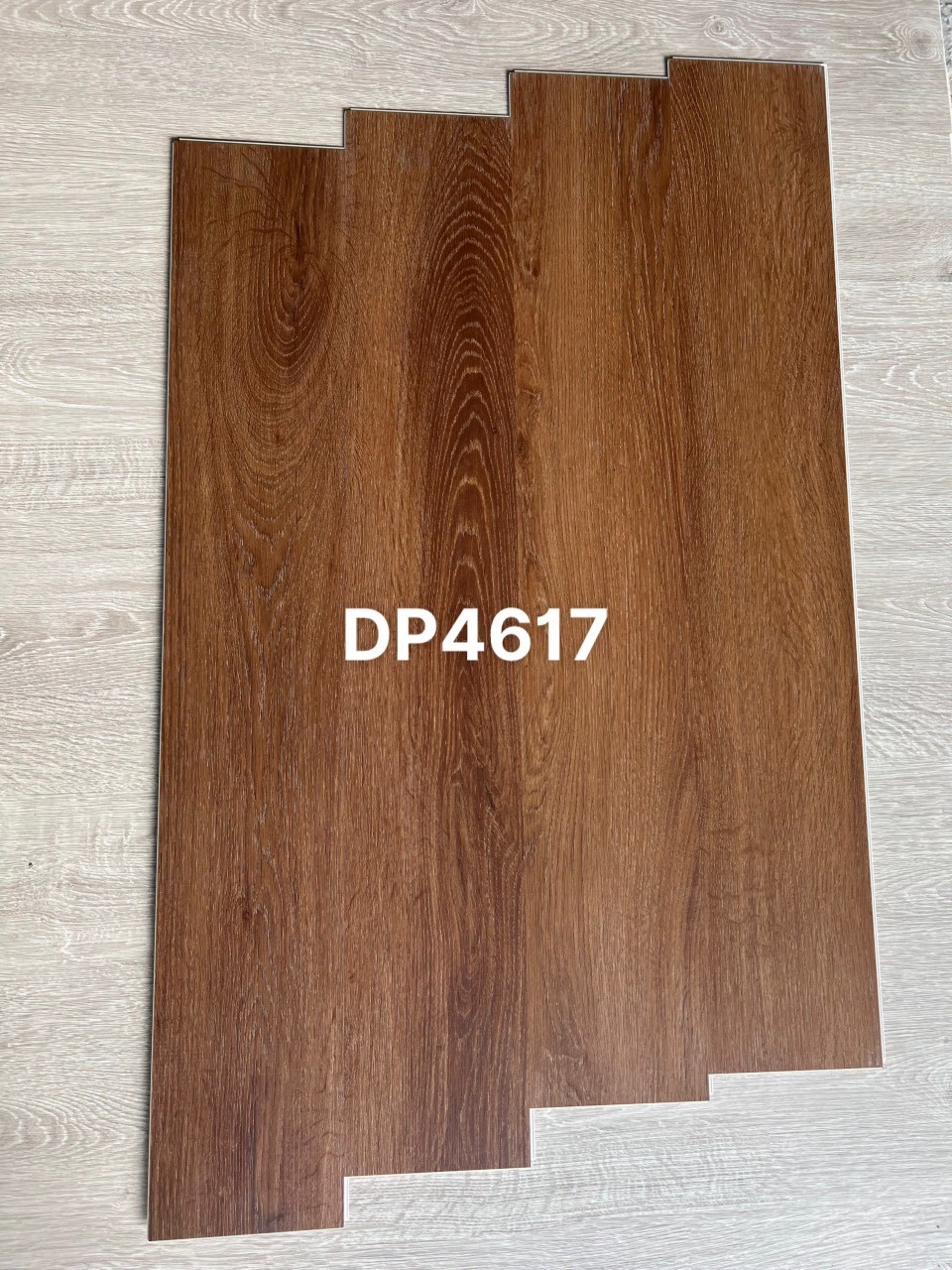SÀN NHƯA 4MM DP4617